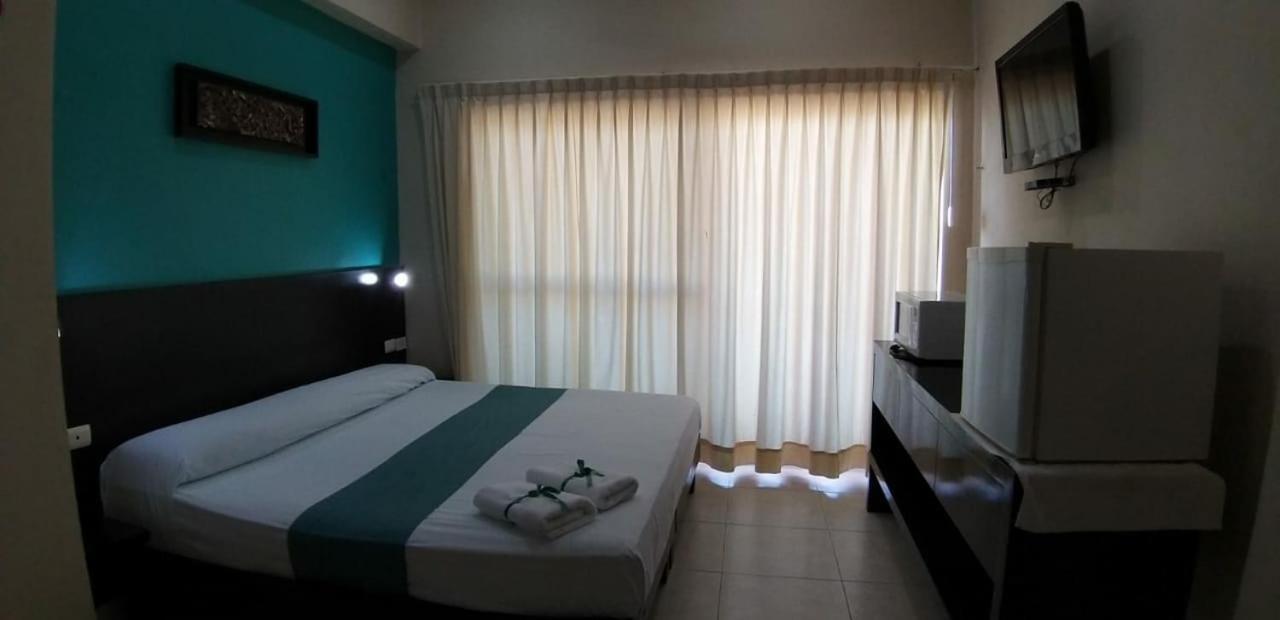 Hotel & Suites Domani Progreso  Buitenkant foto