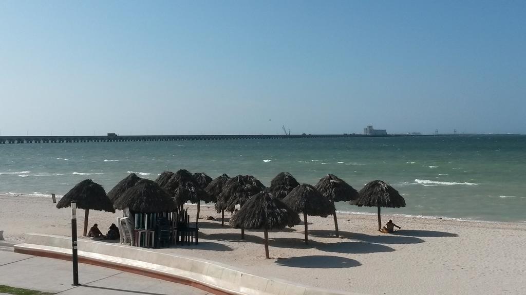 Hotel & Suites Domani Progreso  Buitenkant foto