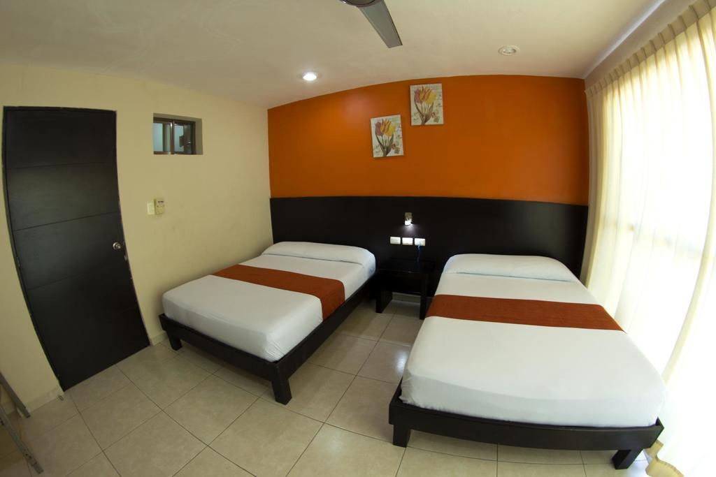 Hotel & Suites Domani Progreso  Buitenkant foto