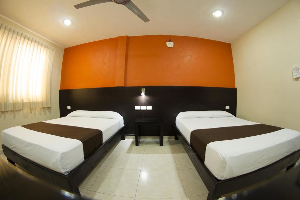 Hotel & Suites Domani Progreso  Buitenkant foto